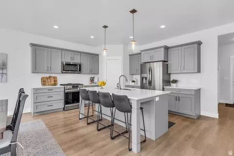 Kitchen - 2466 E Lone Hill Dr, Draper, UT 84020 photo 2 of 3