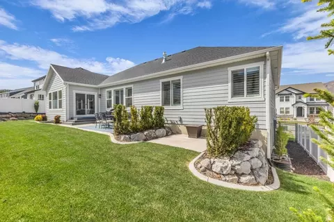 Exterior - 2466 E Lone Hill Dr, Draper, UT 84020 photo 9 of 9