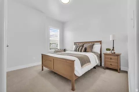 Bedroom - 2466 E Lone Hill Dr, Draper, UT 84020 photo 4 of 7
