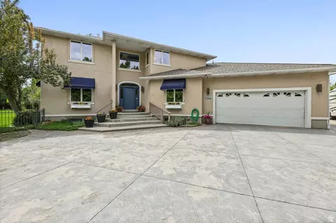 1436 Vine St S, Murray, UT 84121