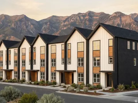 8 E Blackwood Cv #3, Midvale, UT 84047