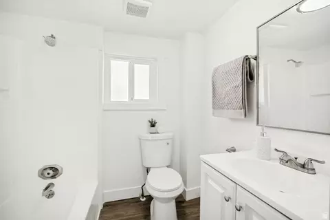 Bath - 712 9th St, Ogden, UT 84404 photo 1 of 1