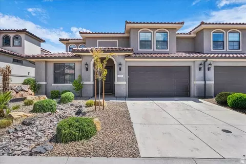 Exterior - 2356 E Cascada Way, Washington, UT 84780 photo 2 of 9