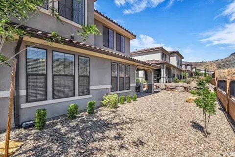 Exterior - 2356 E Cascada Way, Washington, UT 84780 photo 5 of 9