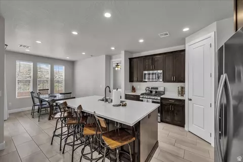 Kitchen - 2356 E Cascada Way, Washington, UT 84780 photo 1 of 3