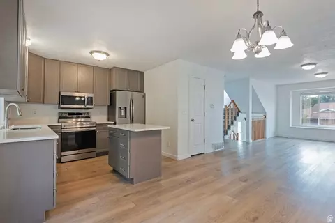 Kitchen - 9485 S Fairway View Dr, Sandy, UT 84070 photo 1 of 4