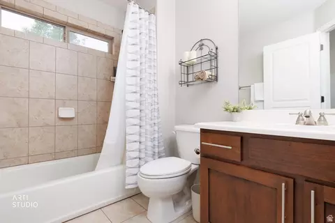 Bath - 161 E 1460 N, Orem, UT 84057 photo 2 of 4