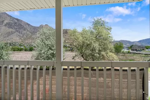 Exterior - 732 N 200 E, Springville, UT 84663 photo 3 of 8