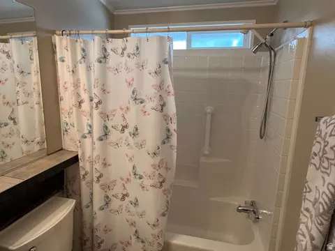 4451 S Pan American Dr, Murray, UT 84107 photo 17