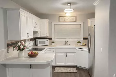 Kitchen - 720 E 1500 S #720, Orem, UT 84097 photo 1 of 1