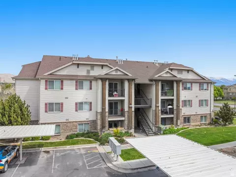 8212 N Cedar Springs Rd #3, Eagle Mountain, UT 84005