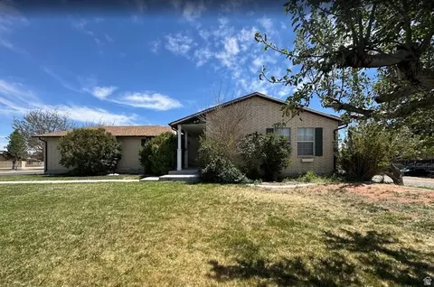 515 S 400 W, Ferron, UT 84523