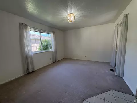 Living - 486 W 120 N, Orem, UT 84057 photo 2 of 6