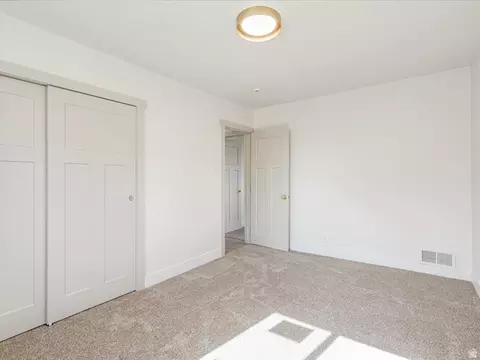 Bedroom - 4600 S Creekview Dr, Murray, UT 84107 photo 4 of 7