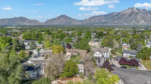 View/Area - 4600 S Creekview Dr, Murray, UT 84107 photo 1 of 8