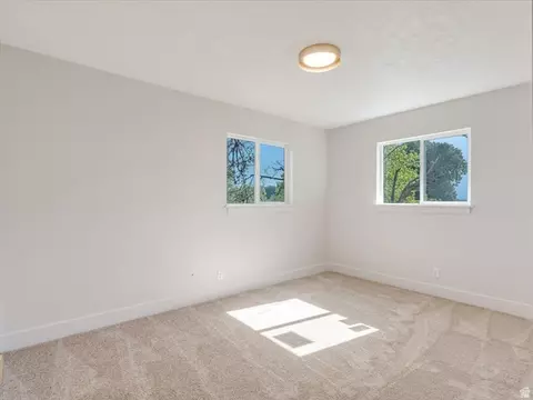 Bedroom - 4600 S Creekview Dr, Murray, UT 84107 photo 3 of 7