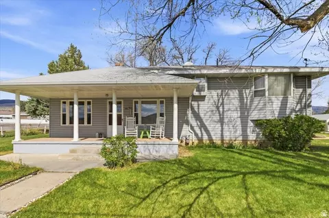 286 N State St E, Fairview, UT 84629