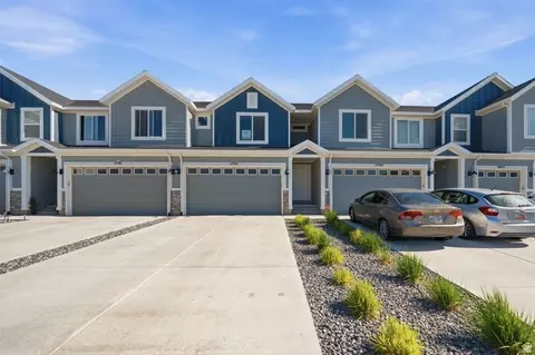 Exterior - 1795 E Fall St, Eagle Mountain, UT 84005 photo 2 of 9