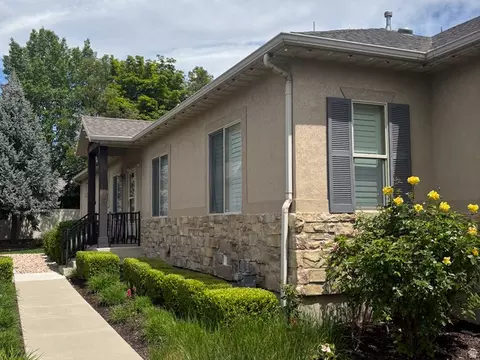 Exterior - 928 W 20 N, Orem, UT 84057 photo 2 of 4