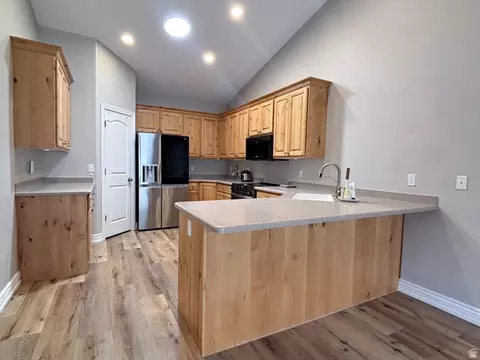 Kitchen - 928 W 20 N, Orem, UT 84057 photo 1 of 4