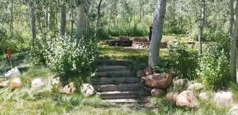 7565 N Jim Bridger Dr #H52, Huntsville, UT 84317