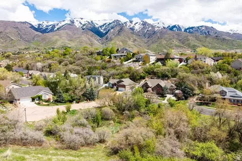 2141 E Oak Ln E #5, Layton, UT 84040