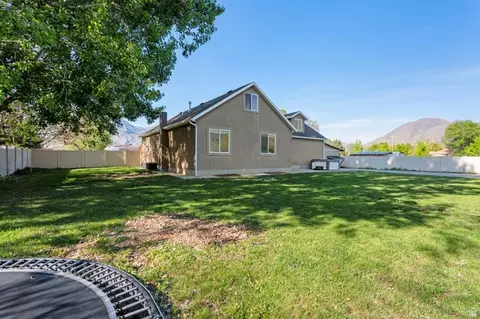 Exterior - 1285 W Maple St, Mapleton, UT 84664 photo 5 of 5