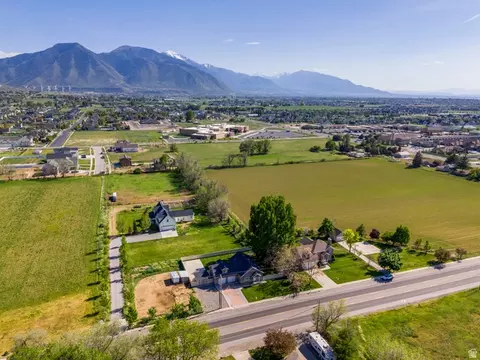 View/Area - 1285 W Maple St, Mapleton, UT 84664 photo 3 of 4