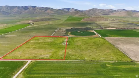 3265 N 5600 W #SOUTH, Malad City, ID 83252