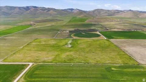 3265 N 5600 W #SOUTH, Malad City, ID 83252