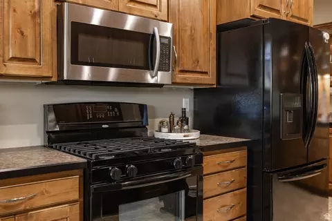 Kitchen - 2143 N 950 E, North Logan, UT 84341 photo 4 of 8