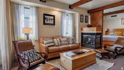 1456 W Newpark Blvd #213, Park City, UT 84098