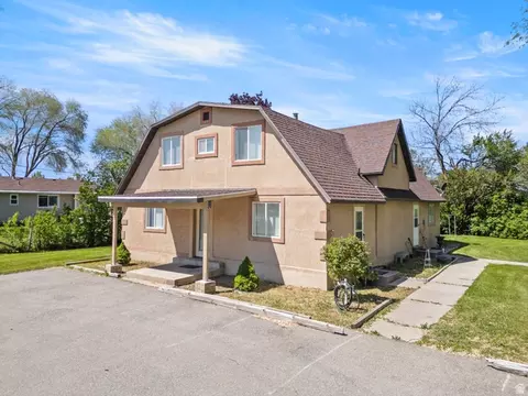 165 N 800 E, Hyrum, UT 84319