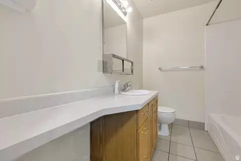 Bath - 161 E 8000 S, Sandy, UT 84070 photo 2 of 3