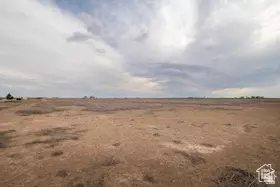 16313 E 5000 S, Randlett, UT 84063 photo 4