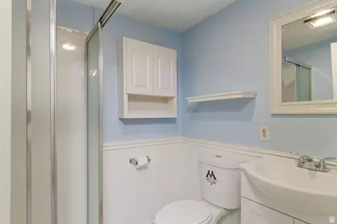 Bath - 5188 S 300 East St E, Ogden, UT 84405 photo 4 of 4