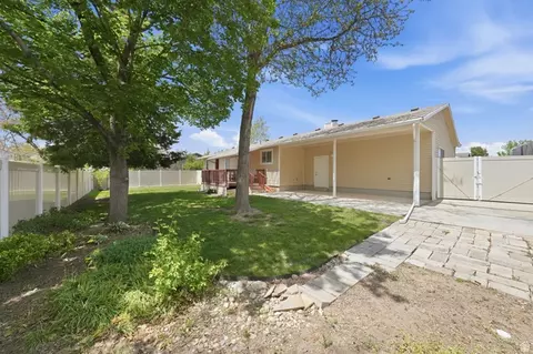 Exterior - 1788 E Tramway Dr, Sandy, UT 84092 photo 4 of 5