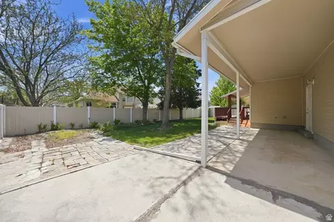 Exterior - 1788 E Tramway Dr, Sandy, UT 84092 photo 3 of 5