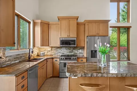 5802 E Big Horn Pkwy, Eden, UT 84310