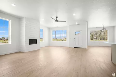 Living - 1631 W Century Ln #C, Mapleton, UT 84664 photo 5 of 5