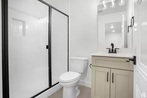 Bath - 1631 W Century Ln #C, Mapleton, UT 84664 photo 3 of 3