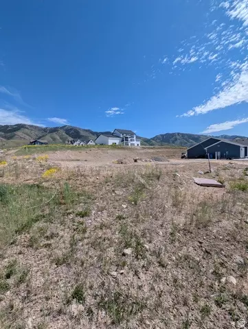 16 S 1000 E #101, Hyde Park, UT 84318 photo 4
