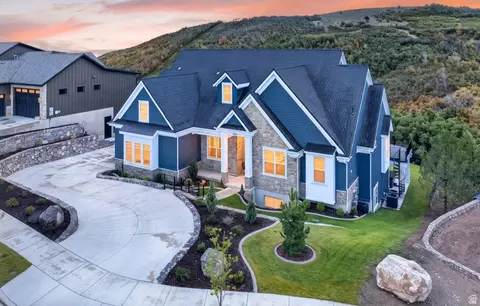 Exterior - 2634 E Shortcut Dr, Draper, UT 84020 photo 2 of 21