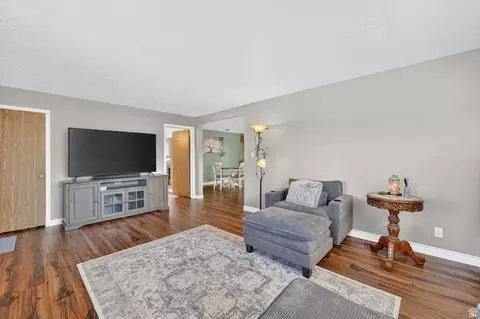 Living - 930 S Taylor E, Ogden, UT 84404 photo 2 of 5
