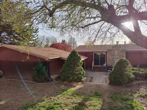 Exterior - 930 S Taylor E, Ogden, UT 84404 photo 5 of 7