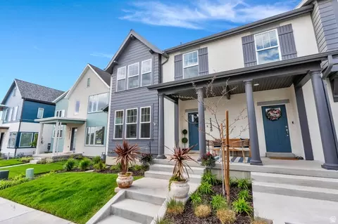 11348 S Silver Pond Dr, South Jordan, UT 84009