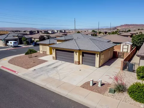 633 N 2850 W, Hurricane, UT 84737