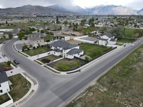 2883 W Parkside Dr N, Lehi, UT 84043