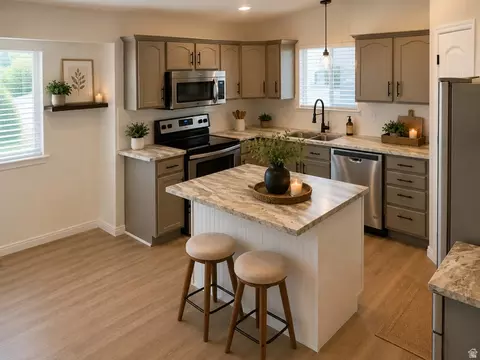 Kitchen - 4588 Evans Dr S, Eagle Mountain, UT 84005 photo 2 of 6