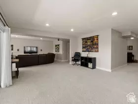 Living - 514 N Olympic Way, Midway, UT 84049 photo 2 of 2